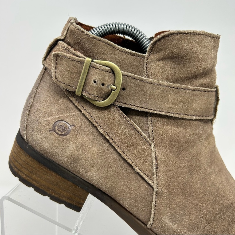 Born Jorgette Women's Heeled Ankle Booties Tan Taupe Brown Suede Size 8 **FLAW** - Picture 2 of 10